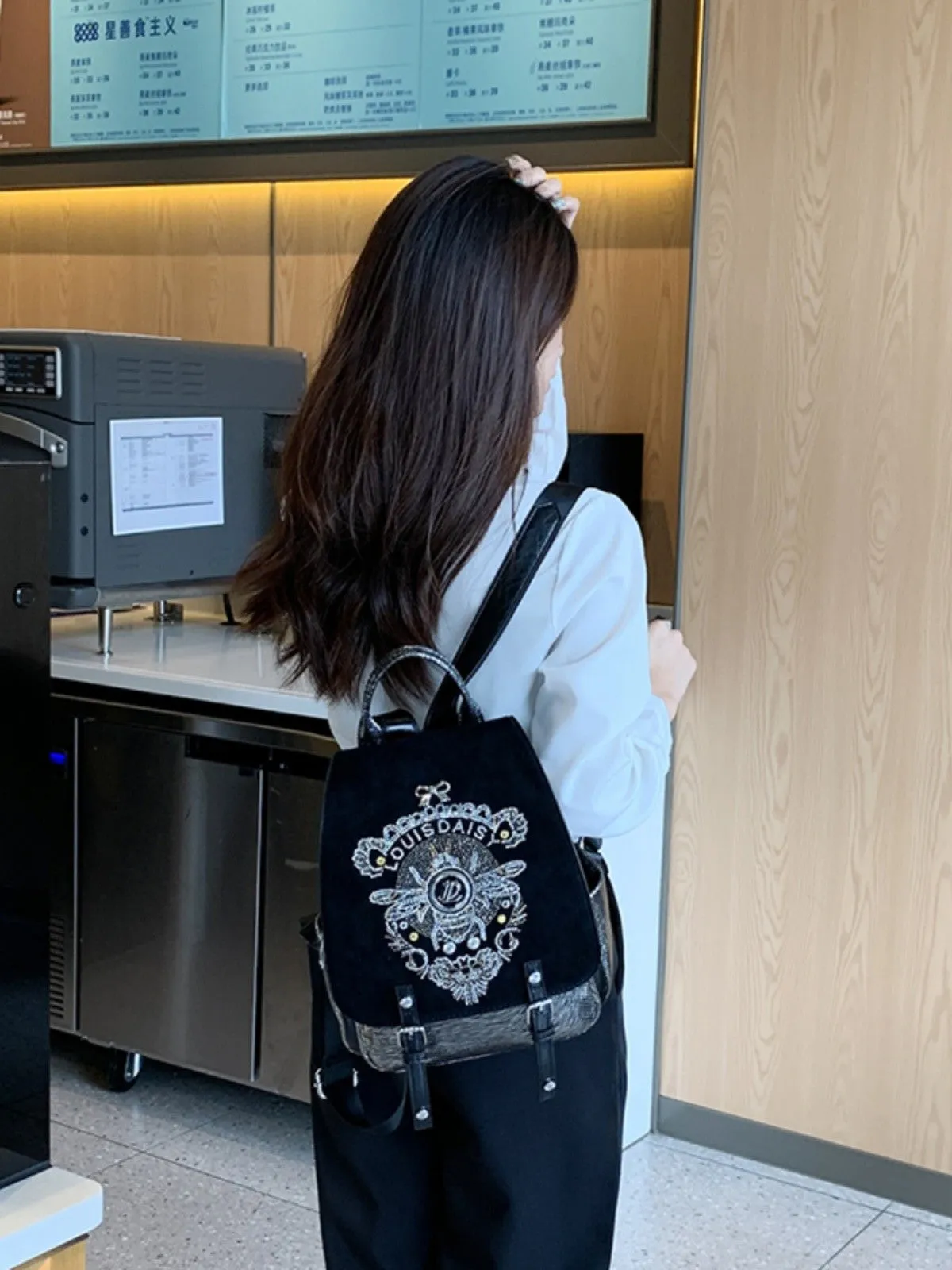 Genuine leather embroidery leather backpack large capacity travel bag