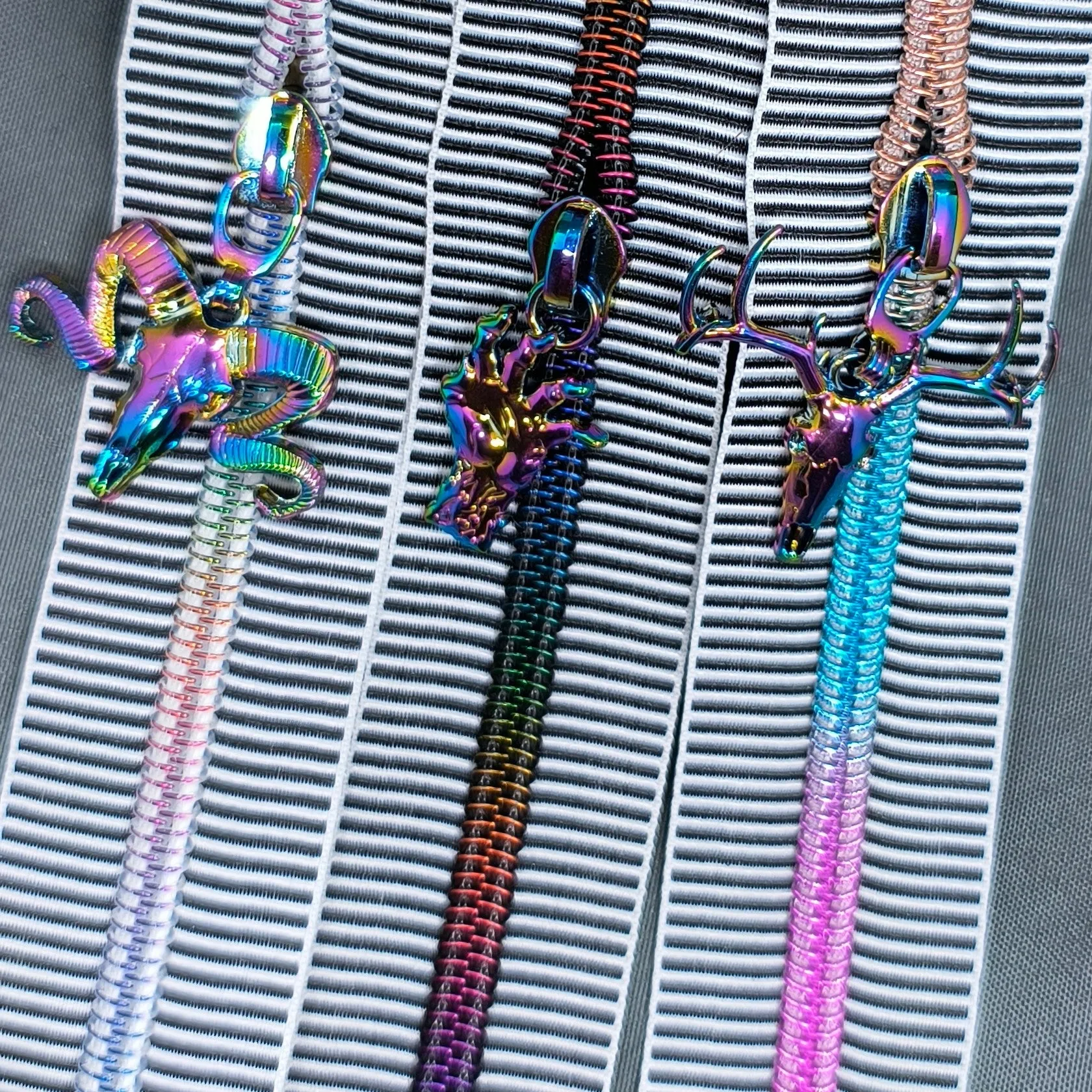 Thin Black and White stripes with Pastel Rainbow Gradient Teeth Zipper Tape